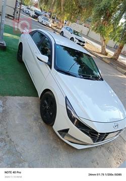 هیوندای ئەلەنترا